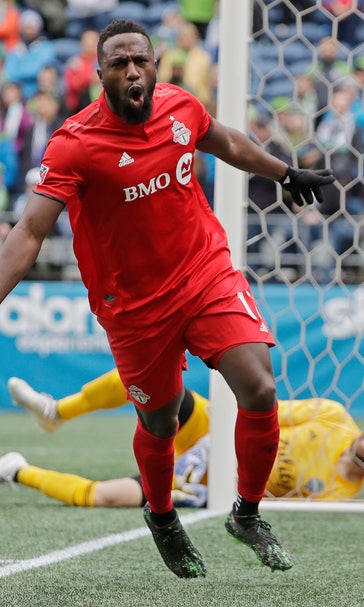 Will Bruin scores twice, Sounders outlast Toronto 3-2
